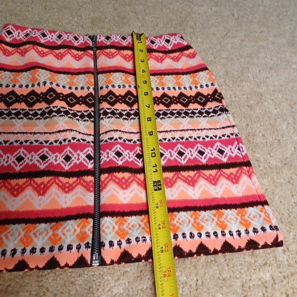 Forever 21 multicolor mini skirt - Picture 9 of 10